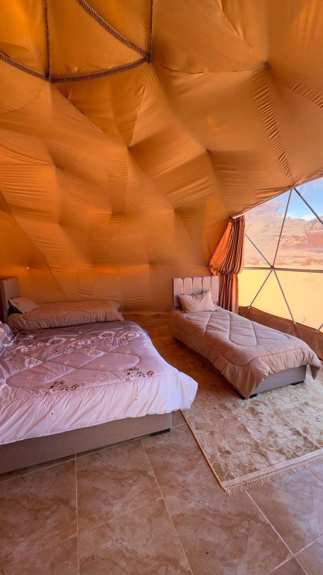 Wadi Rum Bubble Camp & Tour Exterior foto