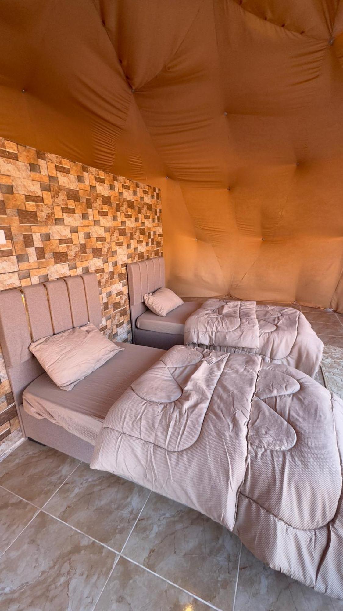 Wadi Rum Bubble Camp & Tour Exterior foto